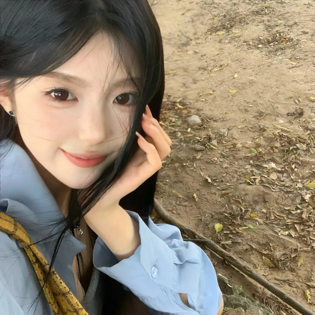 红色八爪女